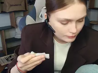 ErlinaCruise's Live Sex Cam Show