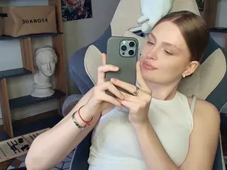 ErlinaCruise's Live Sex Cam Show