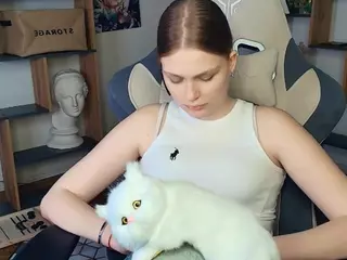 ErlinaCruise's Live Sex Cam Show