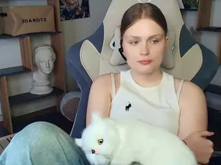 ErlinaCruise's Live Sex Cam Show
