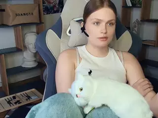 ErlinaCruise's Live Sex Cam Show