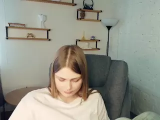ErlinaCruise's Live Sex Cam Show