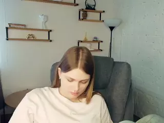 ErlinaCruise's Live Sex Cam Show