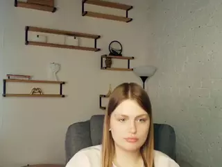 ErlinaCruise's Live Sex Cam Show