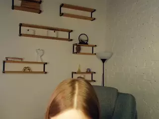 ErlinaCruise's Live Sex Cam Show