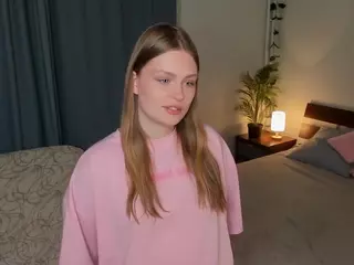 ErlinaCruise's Live Sex Cam Show
