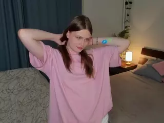 ErlinaCruise's Live Sex Cam Show