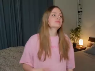 ErlinaCruise's Live Sex Cam Show