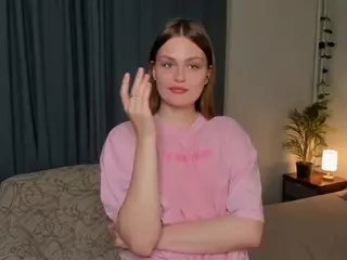 ErlinaCruise's Live Sex Cam Show