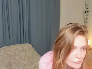 ErlinaCruise's Live Sex Cam Show