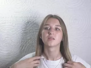 FancyDenner's Live Sex Cam Show