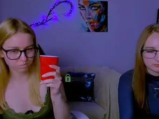 kamilla-star's Live Sex Cam Show