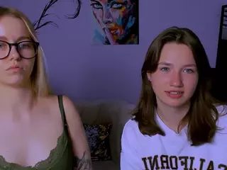 kamilla-star's Live Sex Cam Show