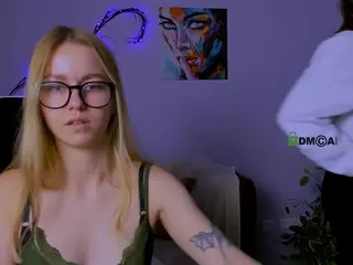 kamilla-star's Live Sex Cam Show