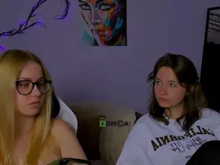 kamilla-star's Live Sex Cam Show