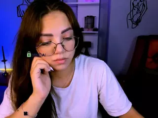 kamilla-star's Live Sex Cam Show