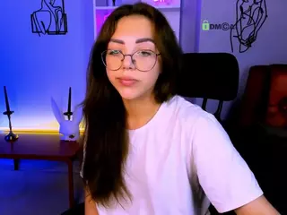 kamilla-star's Live Sex Cam Show