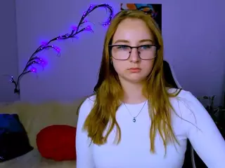 kamilla-star's Live Sex Cam Show