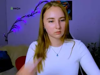 kamilla-star's Live Sex Cam Show