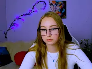 kamilla-star's Live Sex Cam Show