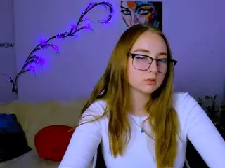 kamilla-star's Live Sex Cam Show