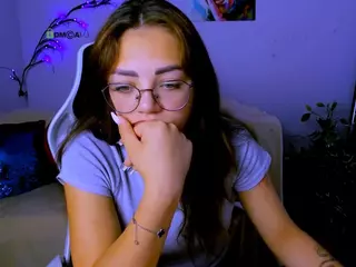 kamilla-star's Live Sex Cam Show