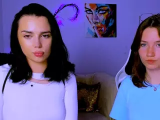 kamilla-star's Live Sex Cam Show