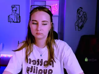 kamilla-star's Live Sex Cam Show