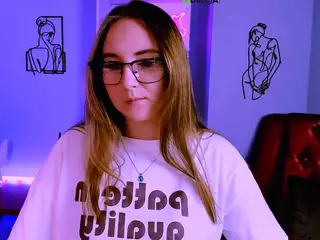 kamilla-star's Live Sex Cam Show