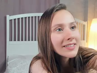 MaeChesser's Live Sex Cam Show
