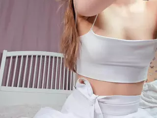 MaeChesser's Live Sex Cam Show