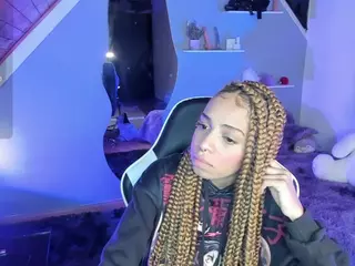 Marineet's Live Sex Cam Show