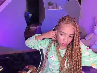 Marineet's Live Sex Cam Show