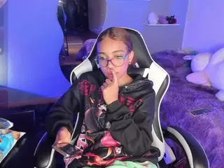 Marineet's Live Sex Cam Show
