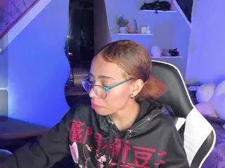 Marineet's Live Sex Cam Show