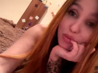 MaydaBelding's Live Sex Cam Show