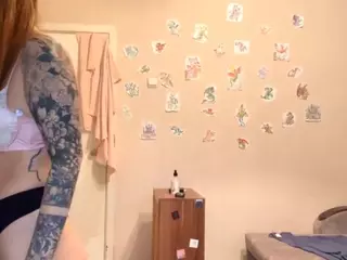 MaydaBelding's Live Sex Cam Show