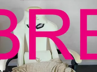 MILKA's Live Sex Cam Show