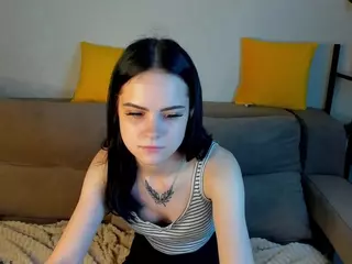 MILKA's Live Sex Cam Show