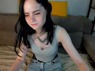 MILKA's Live Sex Cam Show