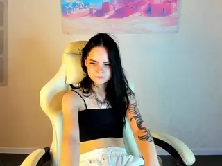 MILKA's Live Sex Cam Show