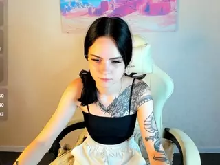 MILKA's Live Sex Cam Show