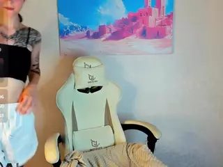 MILKA's Live Sex Cam Show