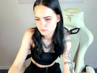 MILKA's Live Sex Cam Show