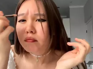 Akemi's Live Sex Cam Show