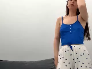 Akemi's Live Sex Cam Show