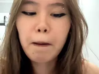 Akemi's Live Sex Cam Show