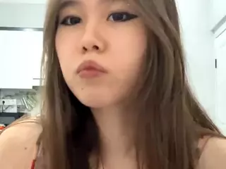 Akemi's Live Sex Cam Show