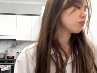 Akemi's Live Sex Cam Show