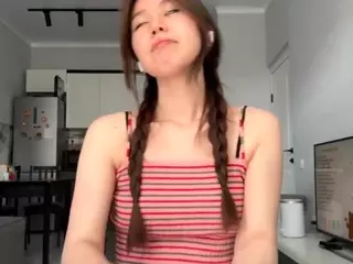 Akemi's Live Sex Cam Show